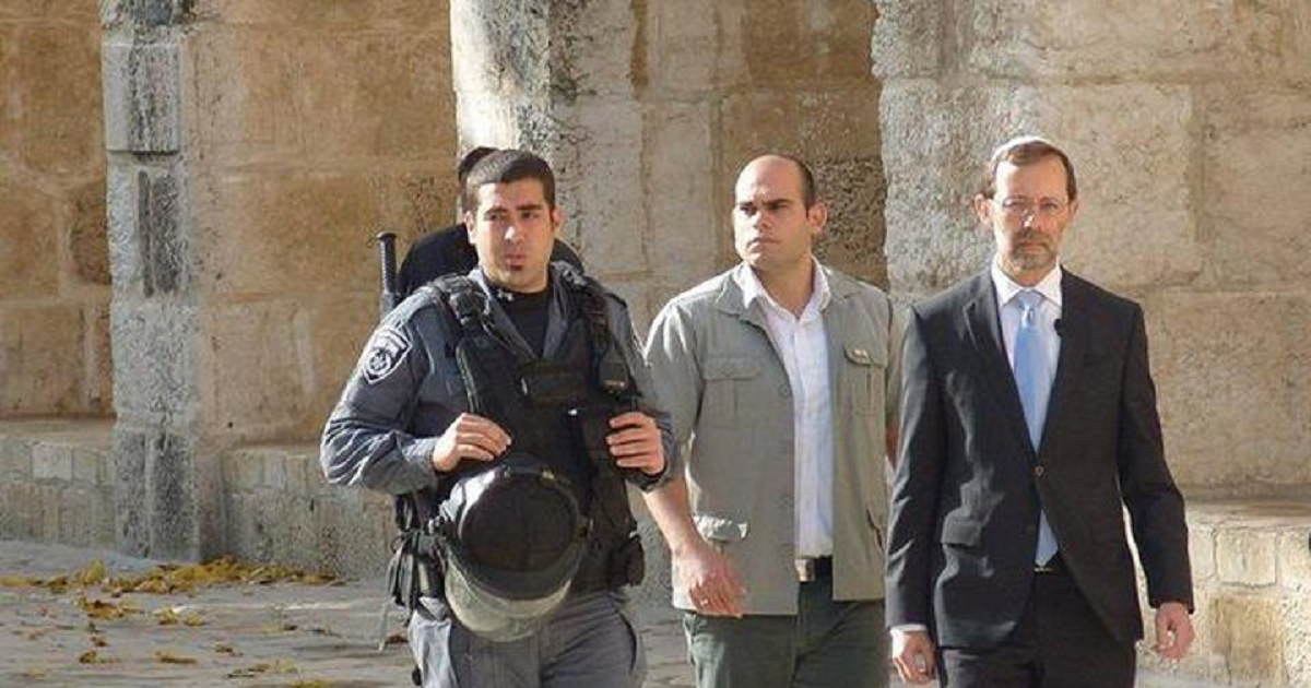 لليوم الخامس على التوالي .. مئات المستوطنين بقيادة فيغلين يقتحمون الاقصى ويدنسون باحاته   